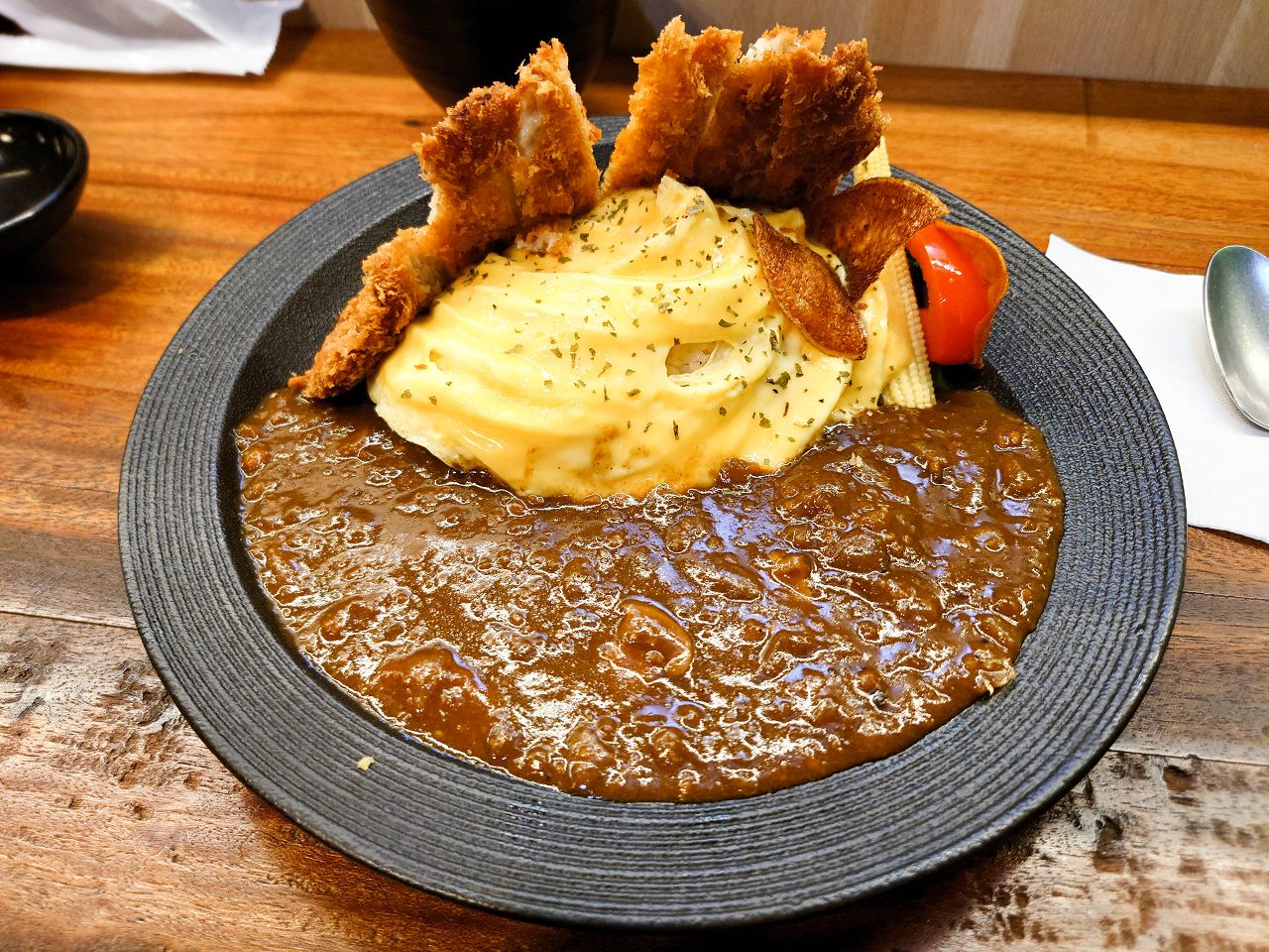 [食記][台中市] 粕粕咖哩 台中LaLaport店 — 高雄日籍老闆創辦的濃郁日式咖哩專賣店進駐台中三井LaLaport