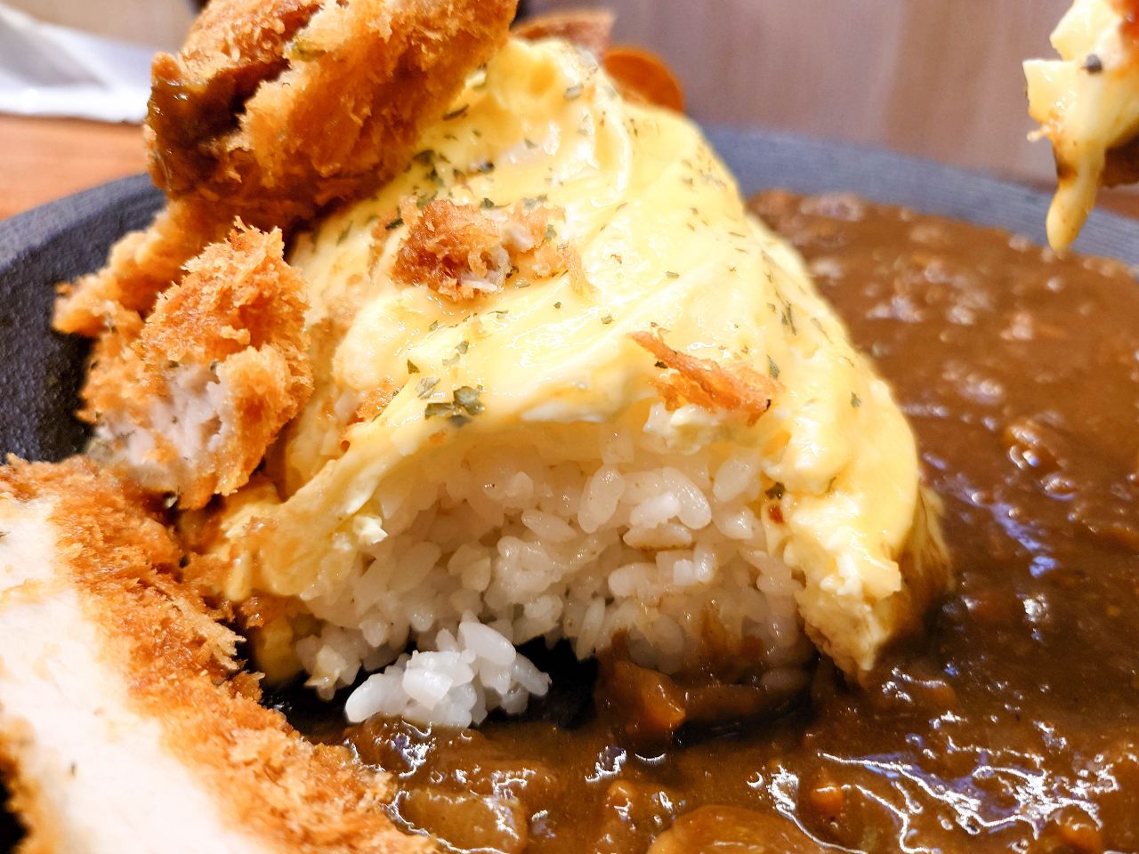 [食記][台中市] 粕粕咖哩 台中LaLaport店 — 高雄日籍老闆創辦的濃郁日式咖哩專賣店進駐台中三井LaLaport