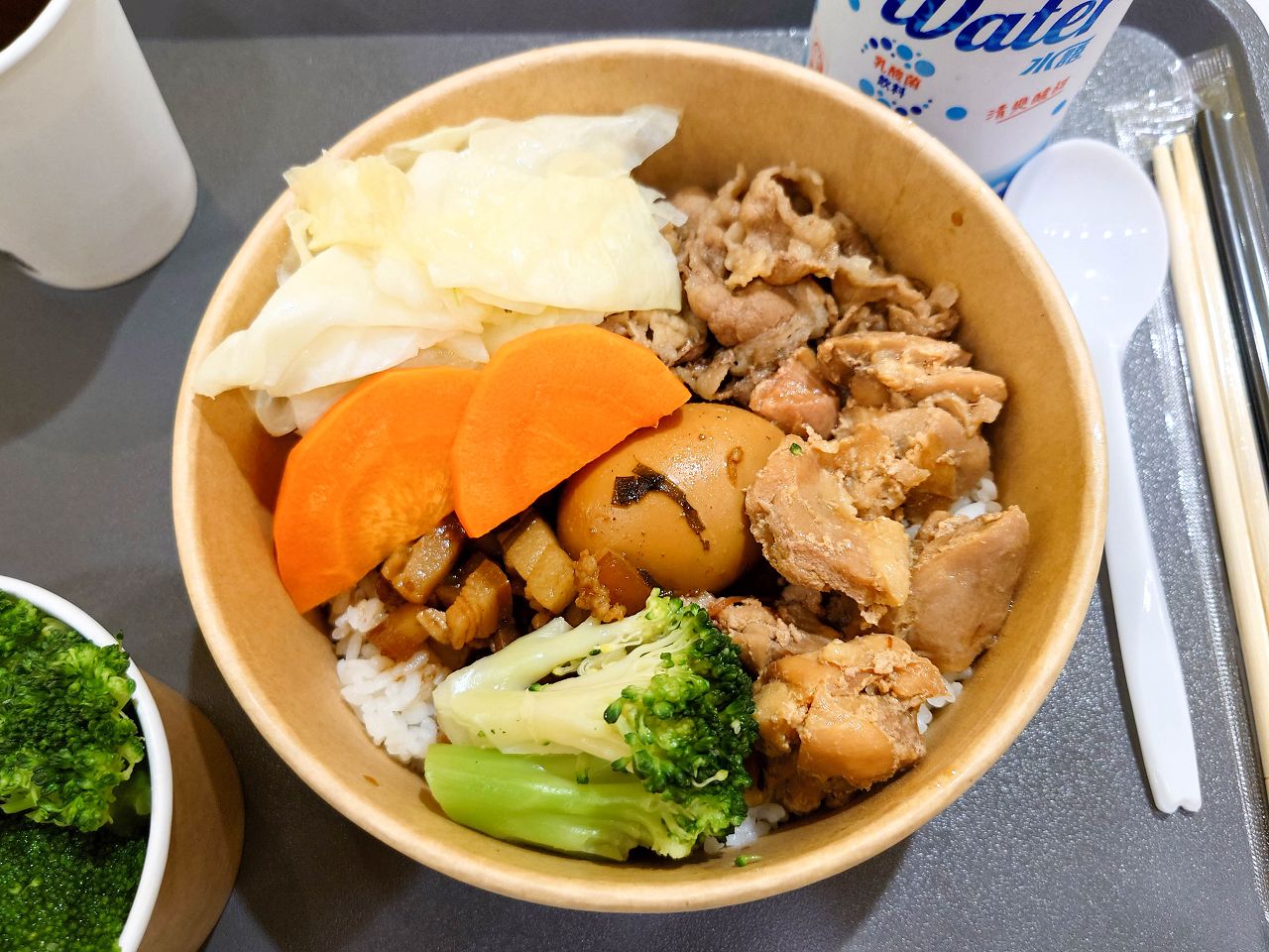 [食記][台北市] 小鹿亭 — 台大附近平價咖哩、丼飯、烏龍麵專賣店