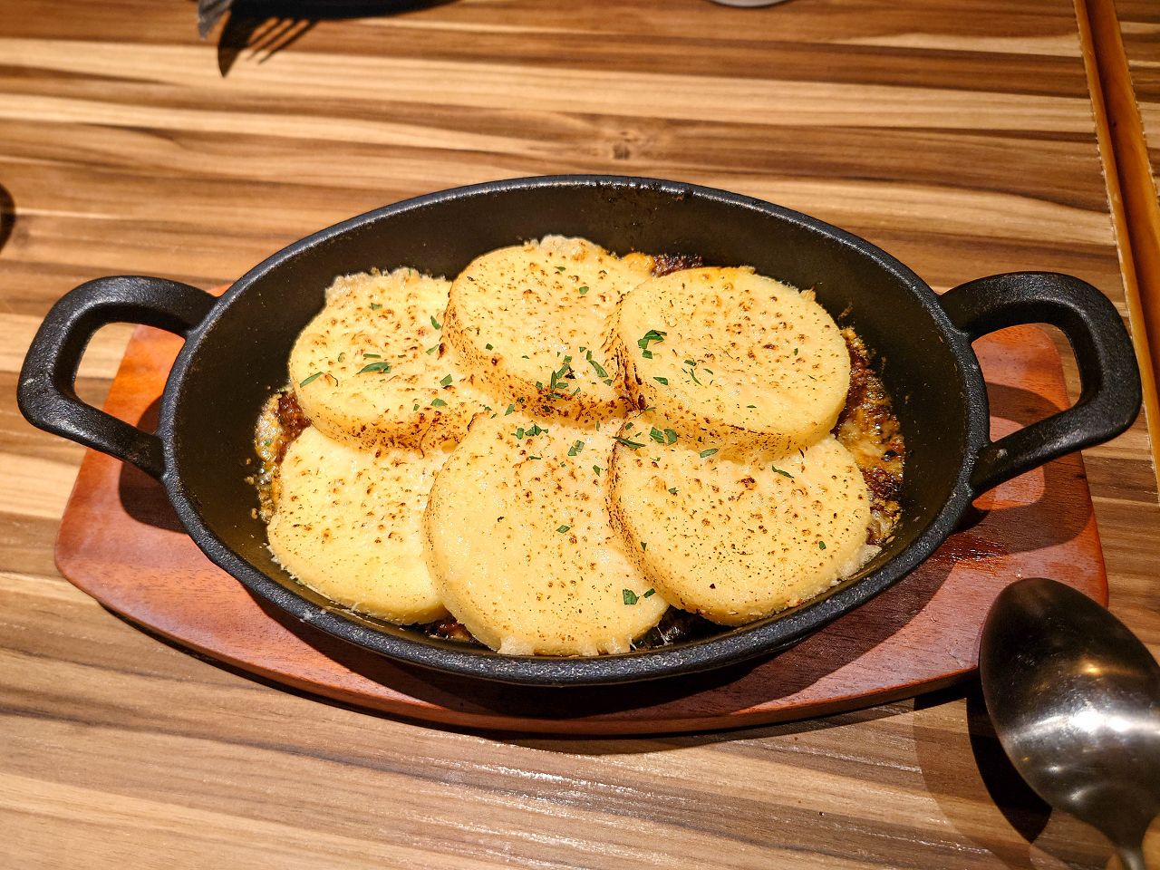 [食記][台北市] Reale Cucina Italiana — 仁愛路圓環旁巷弄內義式餐廳，竹北彼刻義式餐酒館的姊妹店。