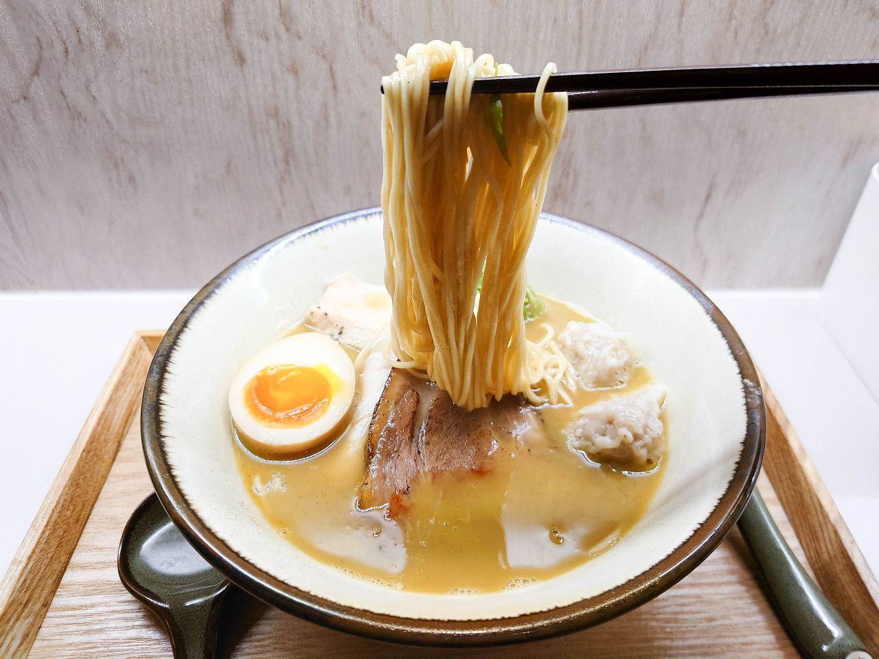 [食記][台北市] 茶悟ラーメン (茶悟拉麵) — 以茶入湯帶有茶香的創意拉麵