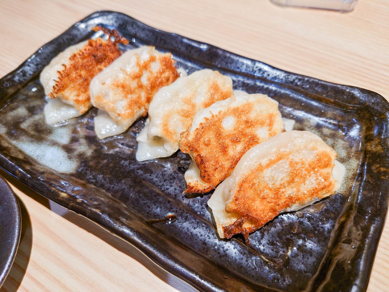 [食記][高雄市] 二層泡雞白湯神宮寺拉麵 漢神巨蛋店 — 來自日本名古屋主打二層泡雞白湯拉麵名店，海外直營首店設在漢神巨蛋。