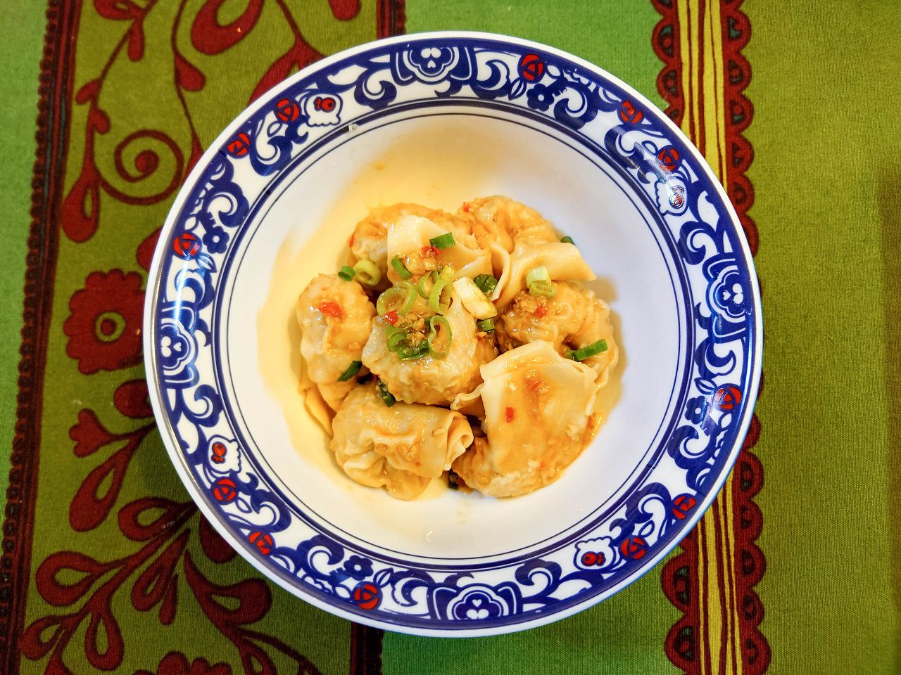 [食記][高雄市] 滿湯麵食 — Super Junior 圭賢大力推薦的清燉牛肉麵