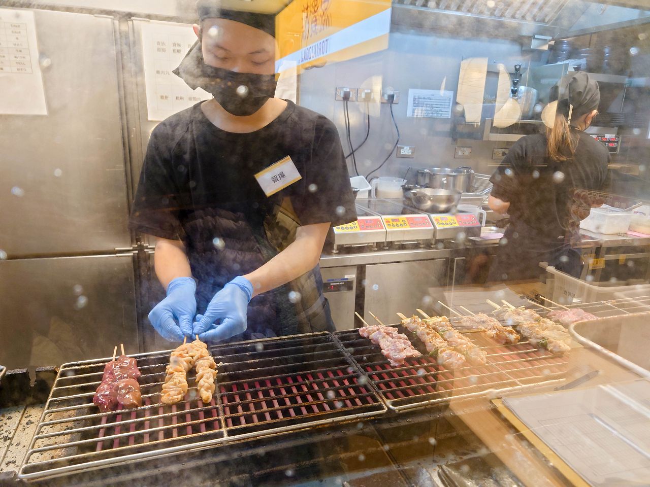 [食記][台北市] 鳥貴族 新光三越台北南西店 — 日本知名平價串燒居酒屋登台