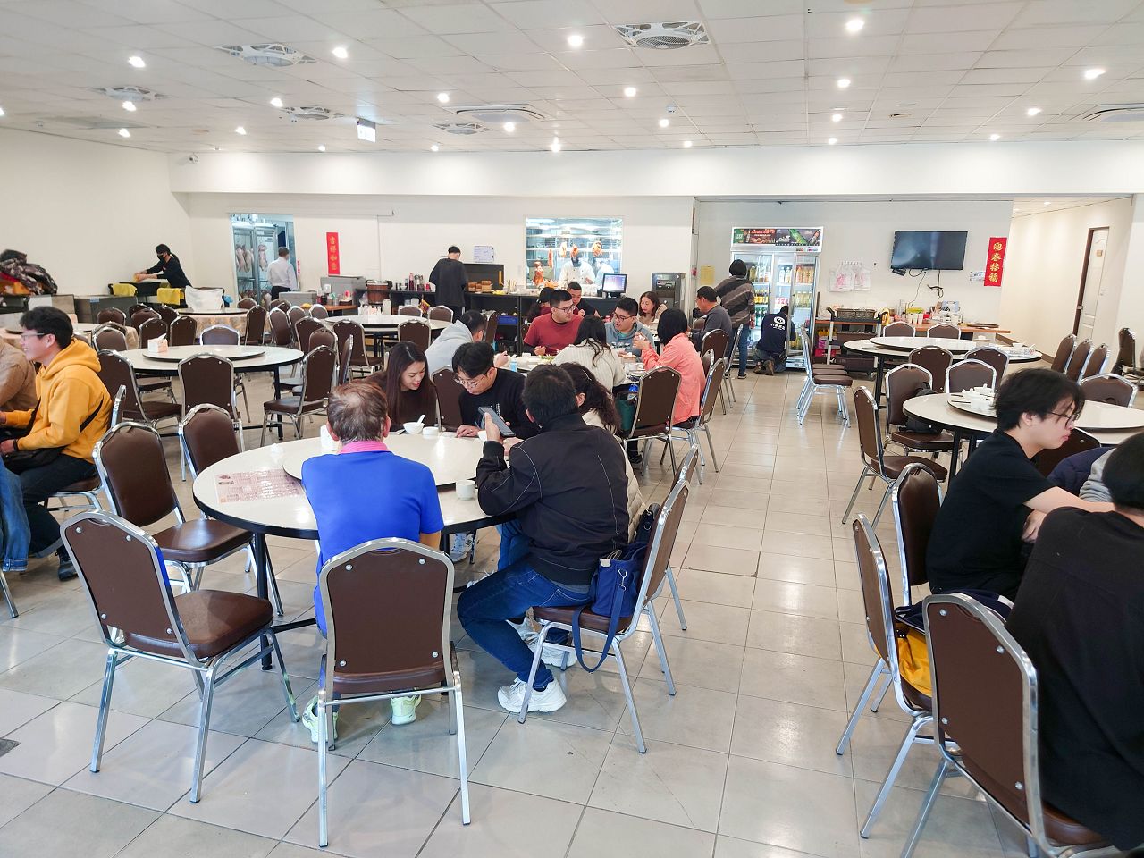 [食記][高雄市] 粵心坊港式創意料理 博愛旗艦店 — 捷運生態園區站旁港式燒臘、點心推薦