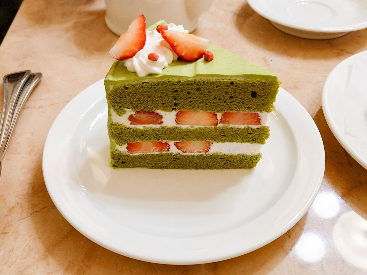[食記][高雄市] RAN CAFÉ — 歐式古典風格甜點咖啡廳