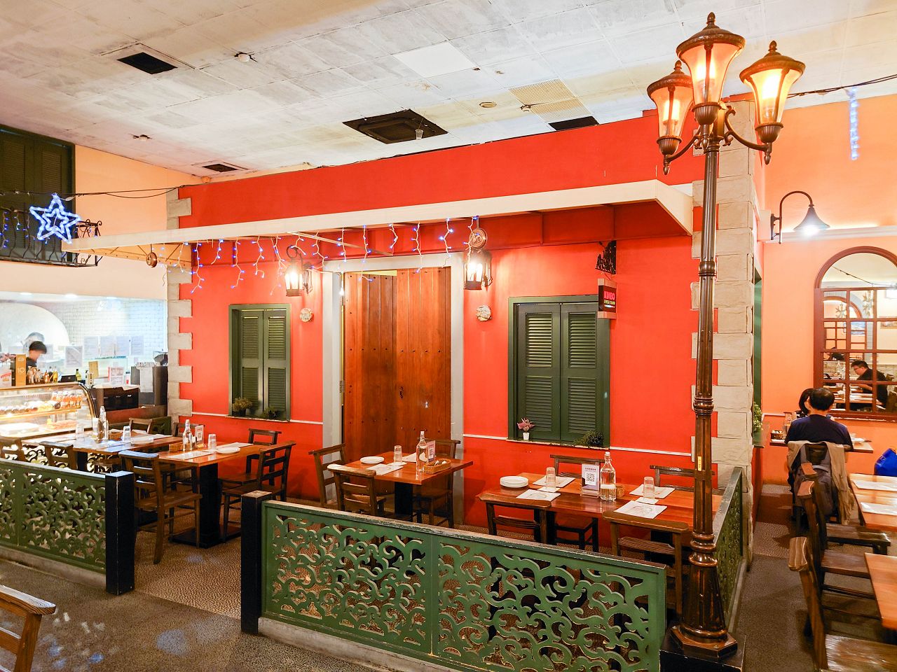 [食記][台北市] 淬義 Pizzeria & Trattoria Tre — 內湖義式餐廳推薦，店裡打造出義大利街景風貌讓人猶如置身歐洲般，供應正統義式窯烤披薩。