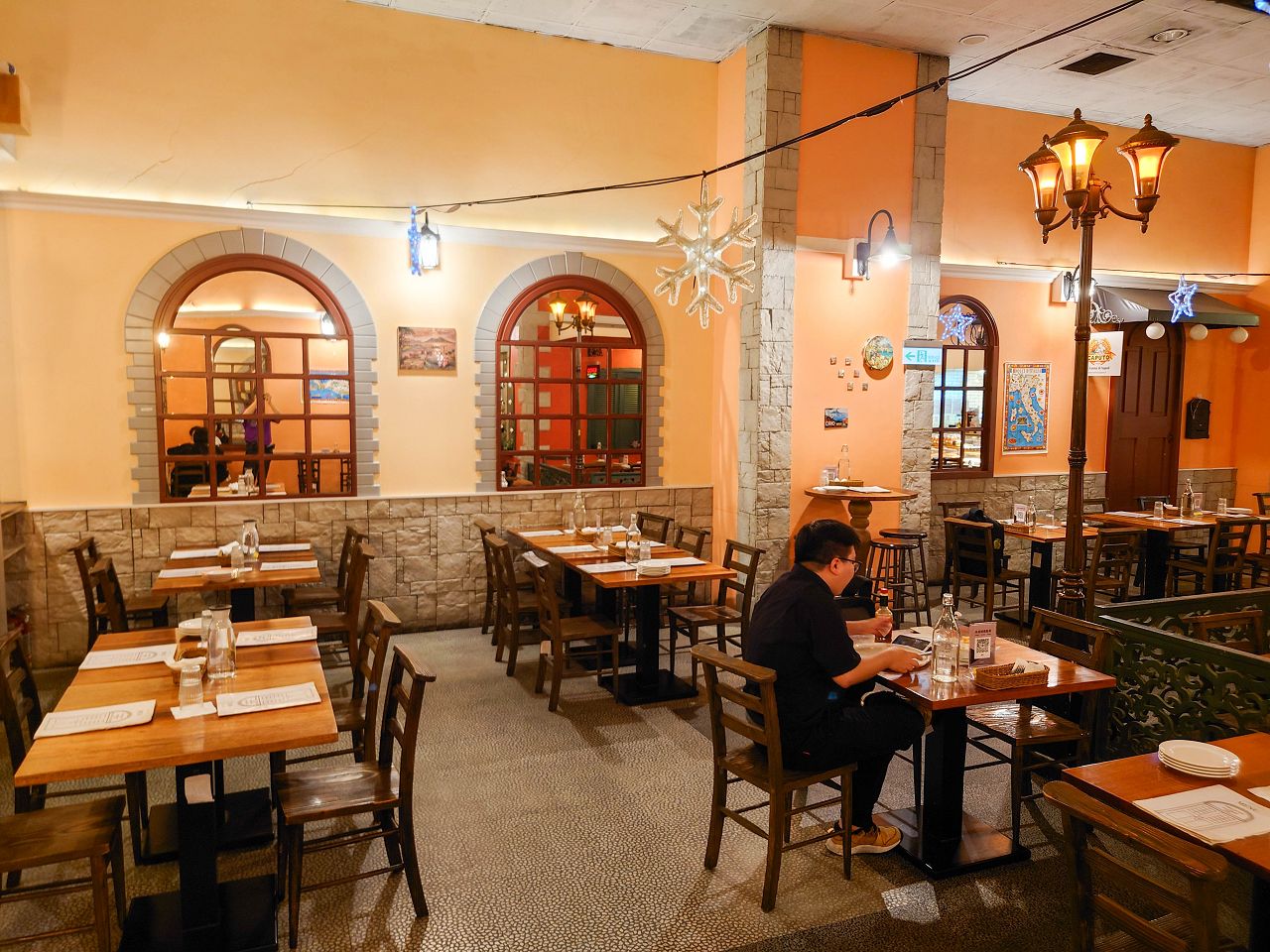 [食記][台北市] 淬義 Pizzeria & Trattoria Tre — 內湖義式餐廳推薦，店裡打造出義大利街景風貌讓人猶如置身歐洲般，供應正統義式窯烤披薩。