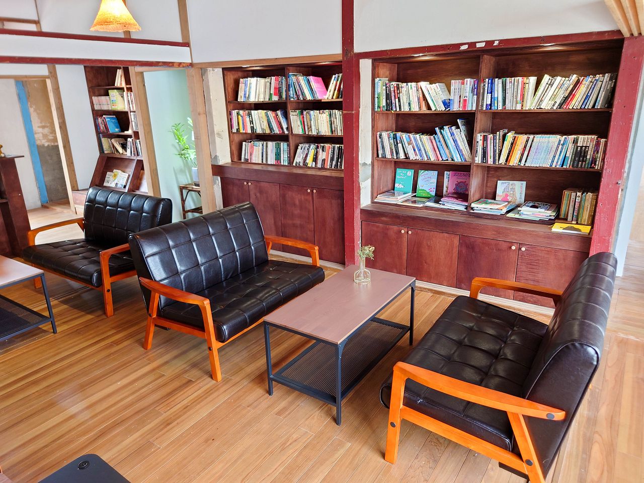 [食記][高雄市][鳳山區] 夢群島文化書室 — 黃埔新村老屋內文化書屋兼咖啡廳