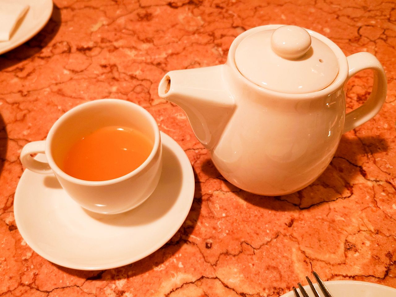 [食記][高雄市] 小綠 Little Green — 中央公園附近已有20年歷史的歐式餐酒館