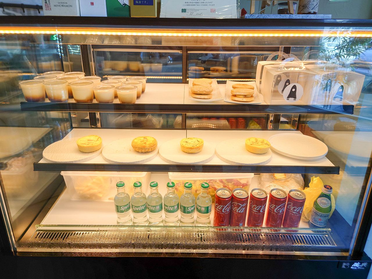 [食記][高雄市] WASA Café & Sake — 左營高鐵站附近咖啡廳兼清酒吧