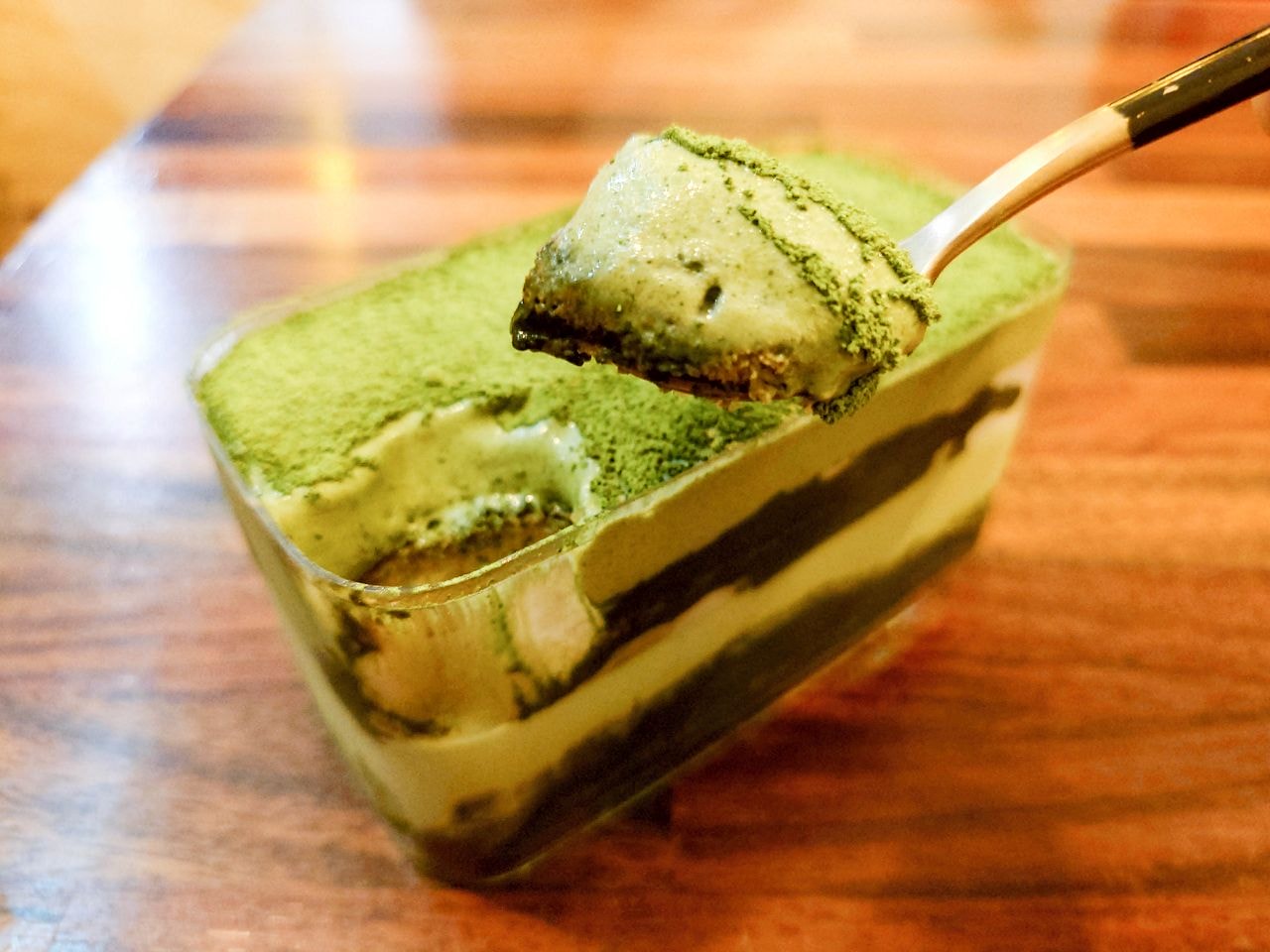 [食記][台北市] 1/2 CAFÉ — 松山區甜點咖啡廳，推薦提拉米蘇、流心巴斯克和手沖咖啡。