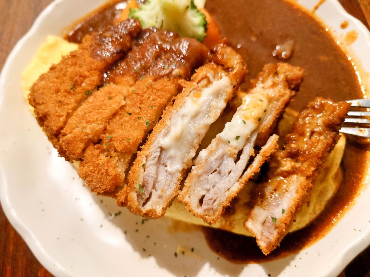 [食記][台北市] Nagoya ナゴヤ 道地日式蛋包飯 — 師承日本百年老店作法職人手作道地日式蛋包飯