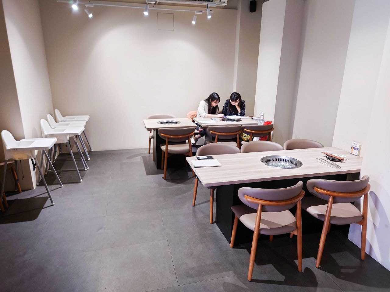 [食記][高雄市] 路易奇電力公司 高雄電廠 — 日本優質和牛燒肉又一家