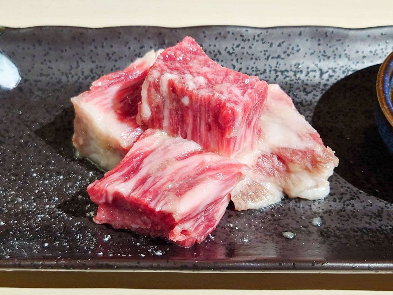 [食記][高雄市] 路易奇電力公司 高雄電廠 — 日本優質和牛燒肉又一家