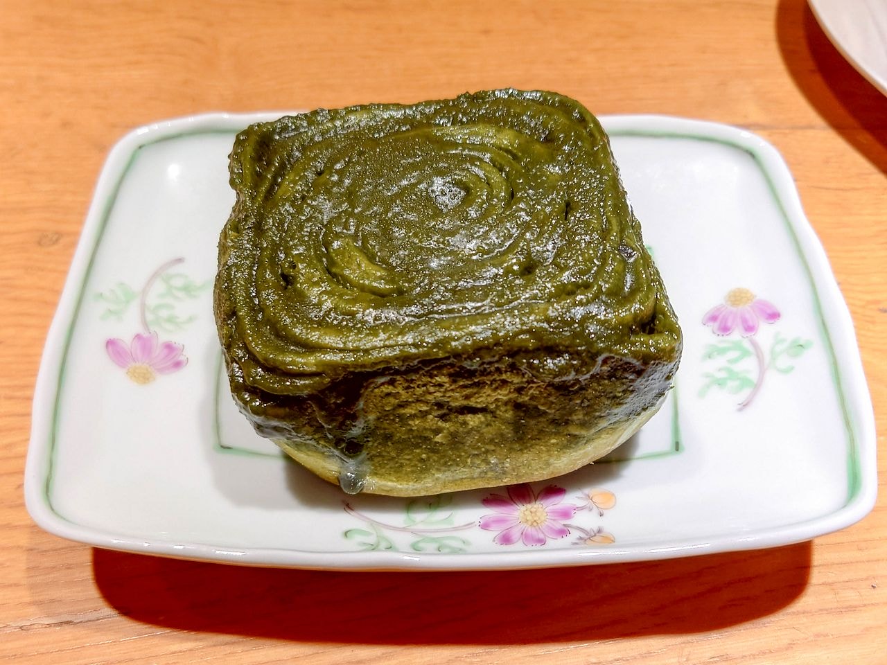 [食記][高雄市] Little Shafior 少莎馡歐 (已搬遷，並改名為 “茶蒔一 Cha’s One”) — 輕軌籬仔內站附近巷弄內烘焙工作室，主打手工蛋捲和手作麵包。