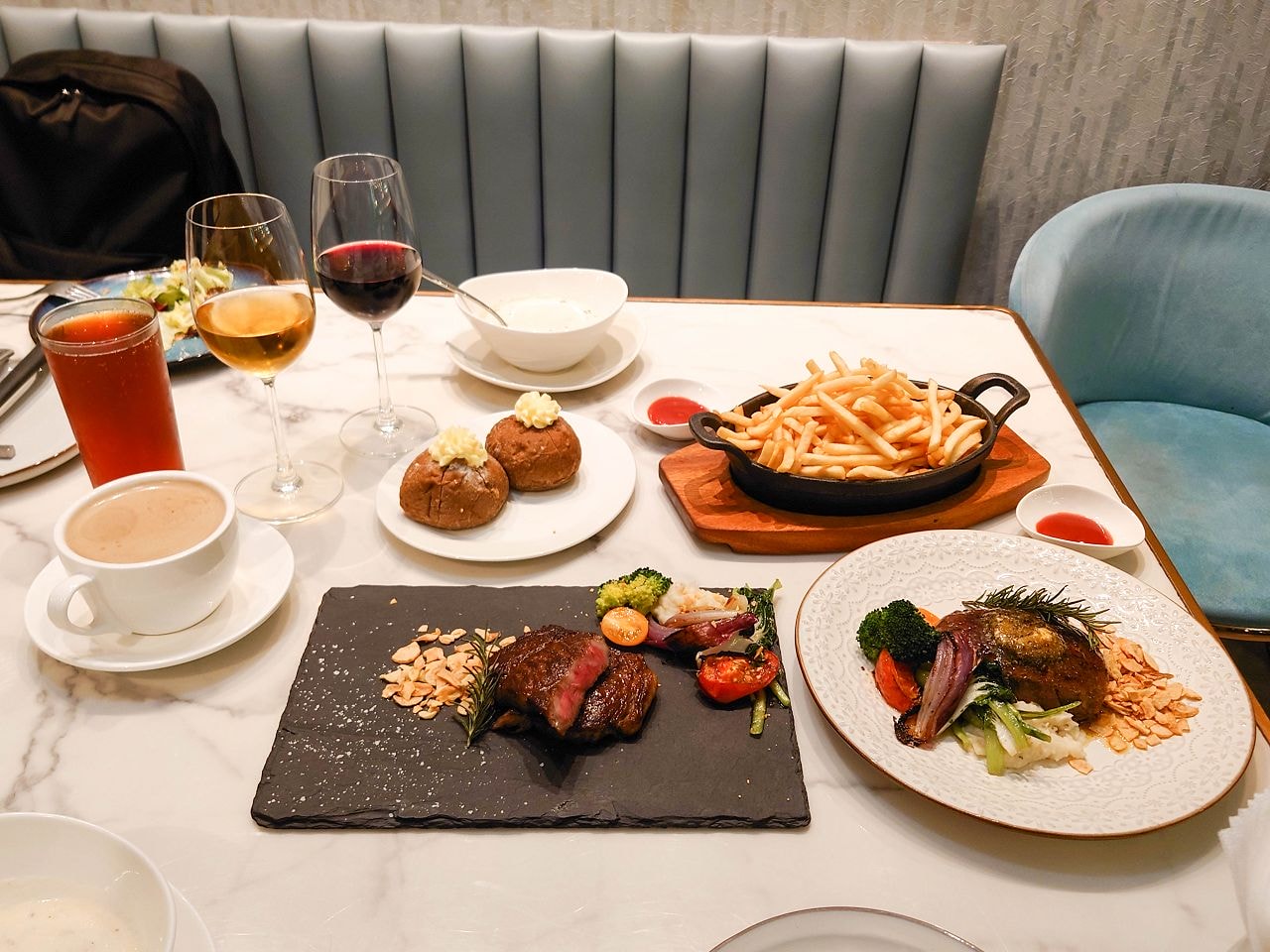 [食記][台北市] Le Sage Bistro 茱莉金牛排餐酒館 — 師大附近頂級牛排館，主打美國Prime級鮮切牛排。