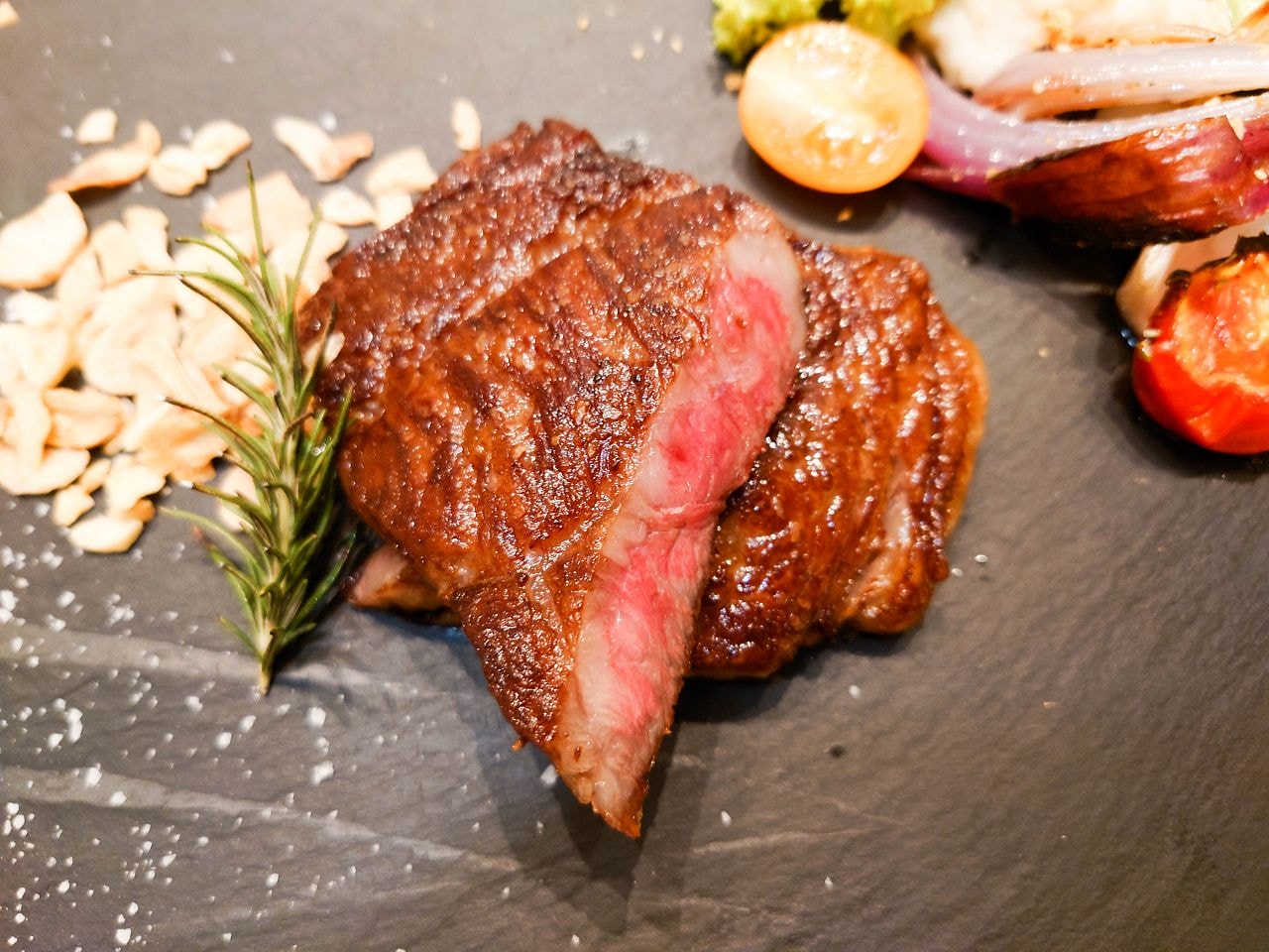 [食記][台北市] Le Sage Bistro 茱莉金牛排餐酒館 — 師大附近頂級牛排館，主打美國Prime級鮮切牛排。