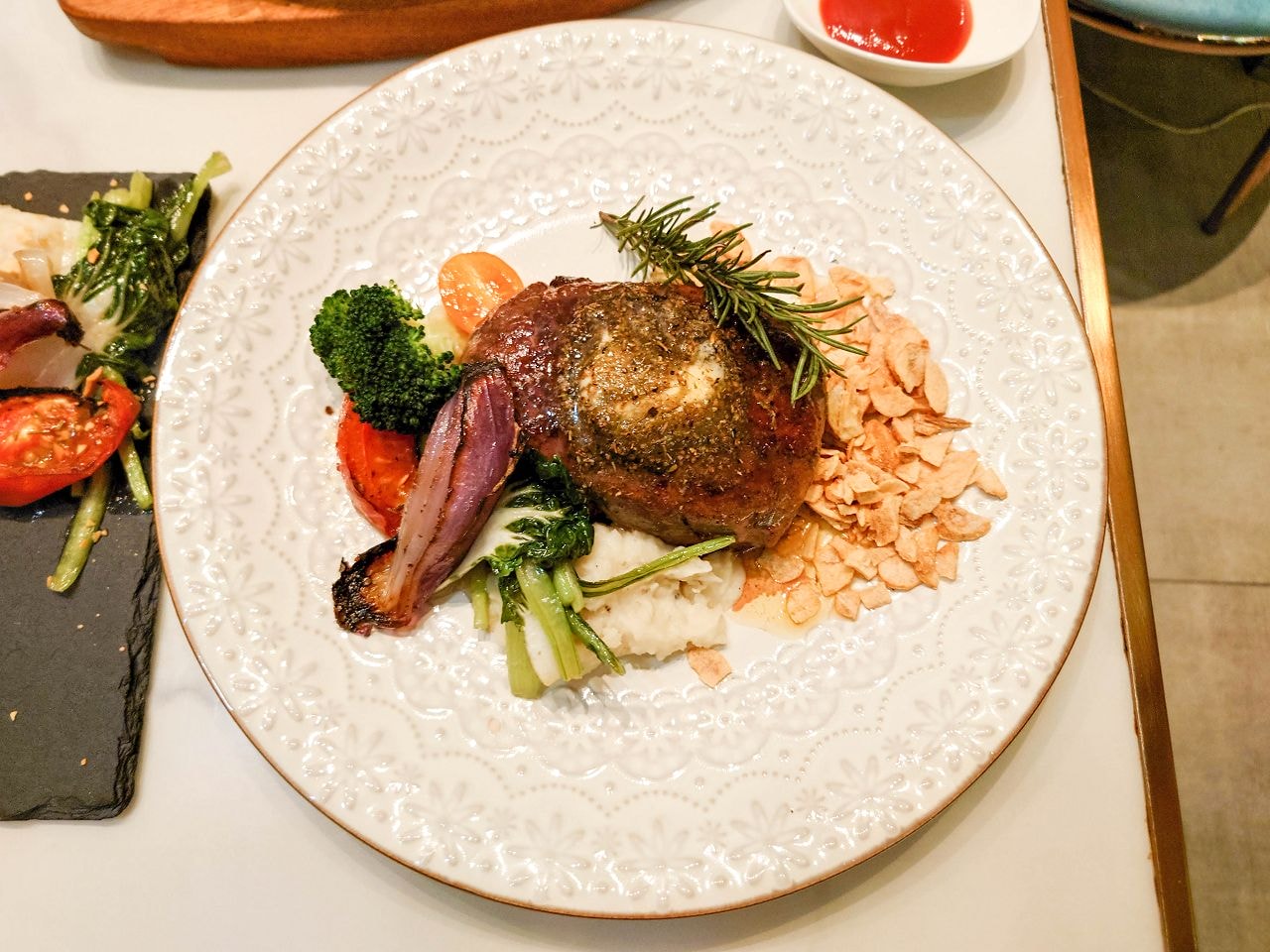 [食記][台北市] Le Sage Bistro 茱莉金牛排餐酒館 — 師大附近頂級牛排館，主打美國Prime級鮮切牛排。