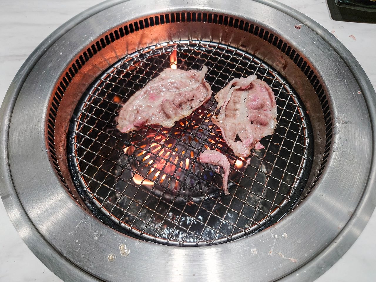 [食記][新北市][板橋區] 炎上燒肉 — 江子翠頂級燒烤吃到飽推薦