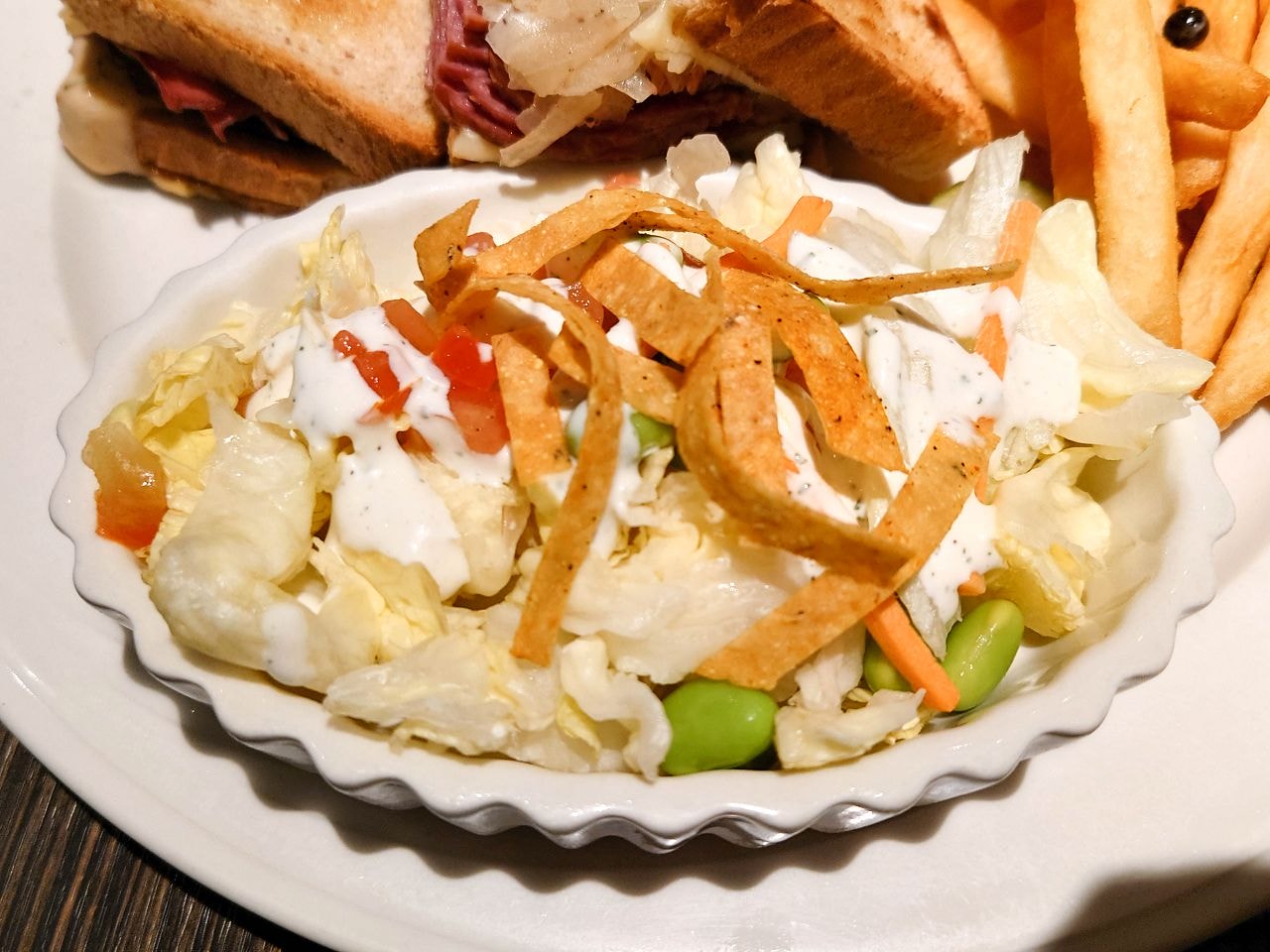 [食記][台北市] Swensen’s 双聖美式餐廳 大安店 — 超豪華9球冰淇淋組合的環遊世界聖代適合多人合享