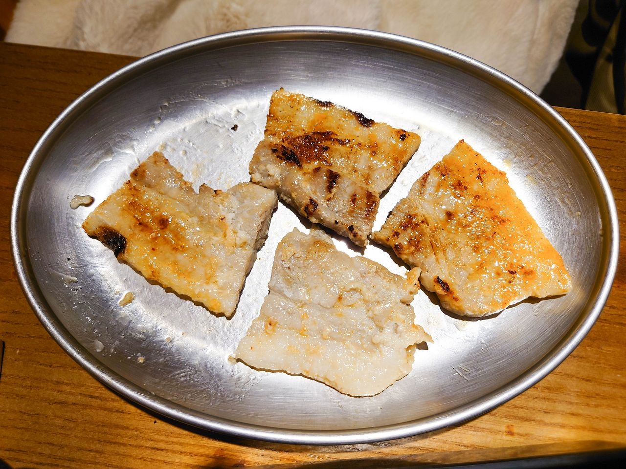 [食記][台北市] 阿豬媽아줌마韓式烤肉吃到飽 西門店 — 多道韓式烤肉、韓式經典美食和小菜吃到飽