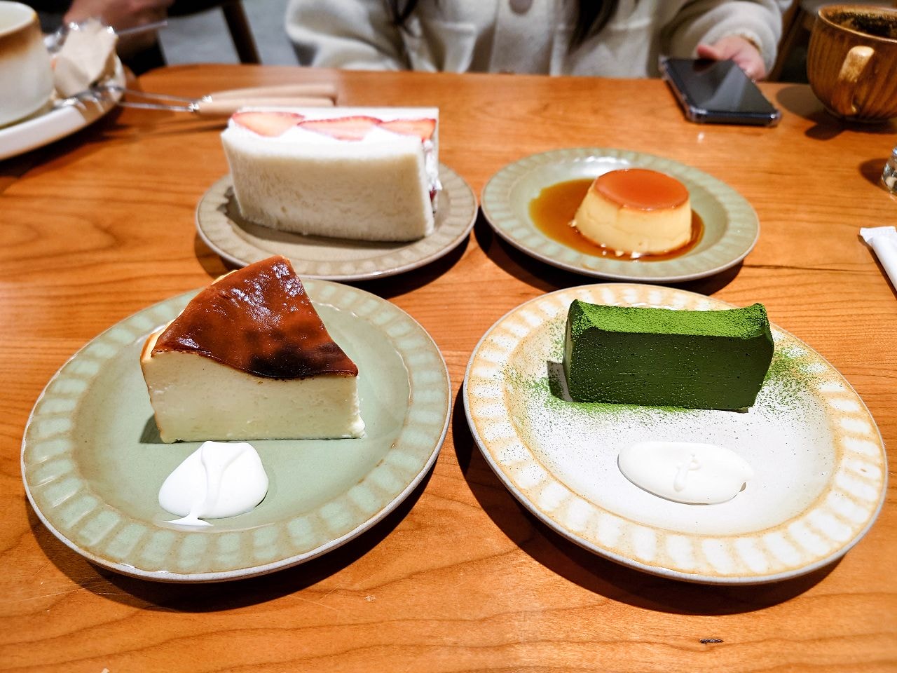 [食記][新北市][中和區] Aki Deli — 中和新開和洋早午餐餐廳，抹茶名店「Aki Matcha Bar」的姊妹店，份量充足又實在的三明治和可頌。