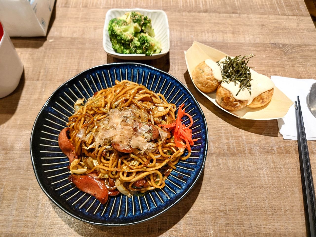 [食記][台北市] アツアツ (ㄚㄗㄚㄗ) 章魚燒 — 條通區內道地日式章魚燒、咖哩飯、日式炒麵