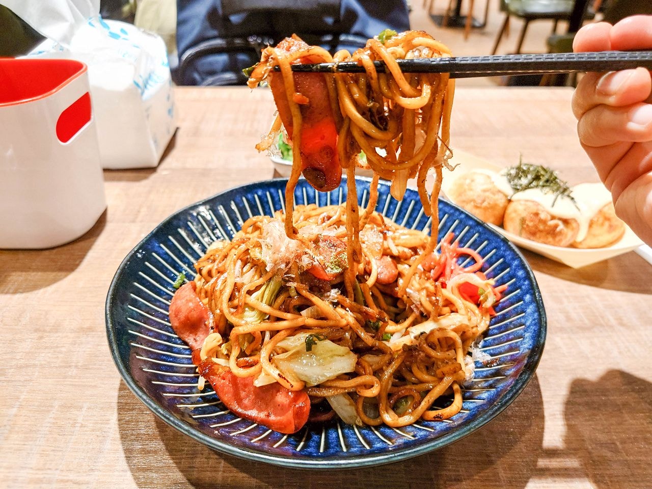 [食記][台北市] アツアツ (ㄚㄗㄚㄗ) 章魚燒 — 條通區內道地日式章魚燒、咖哩飯、日式炒麵