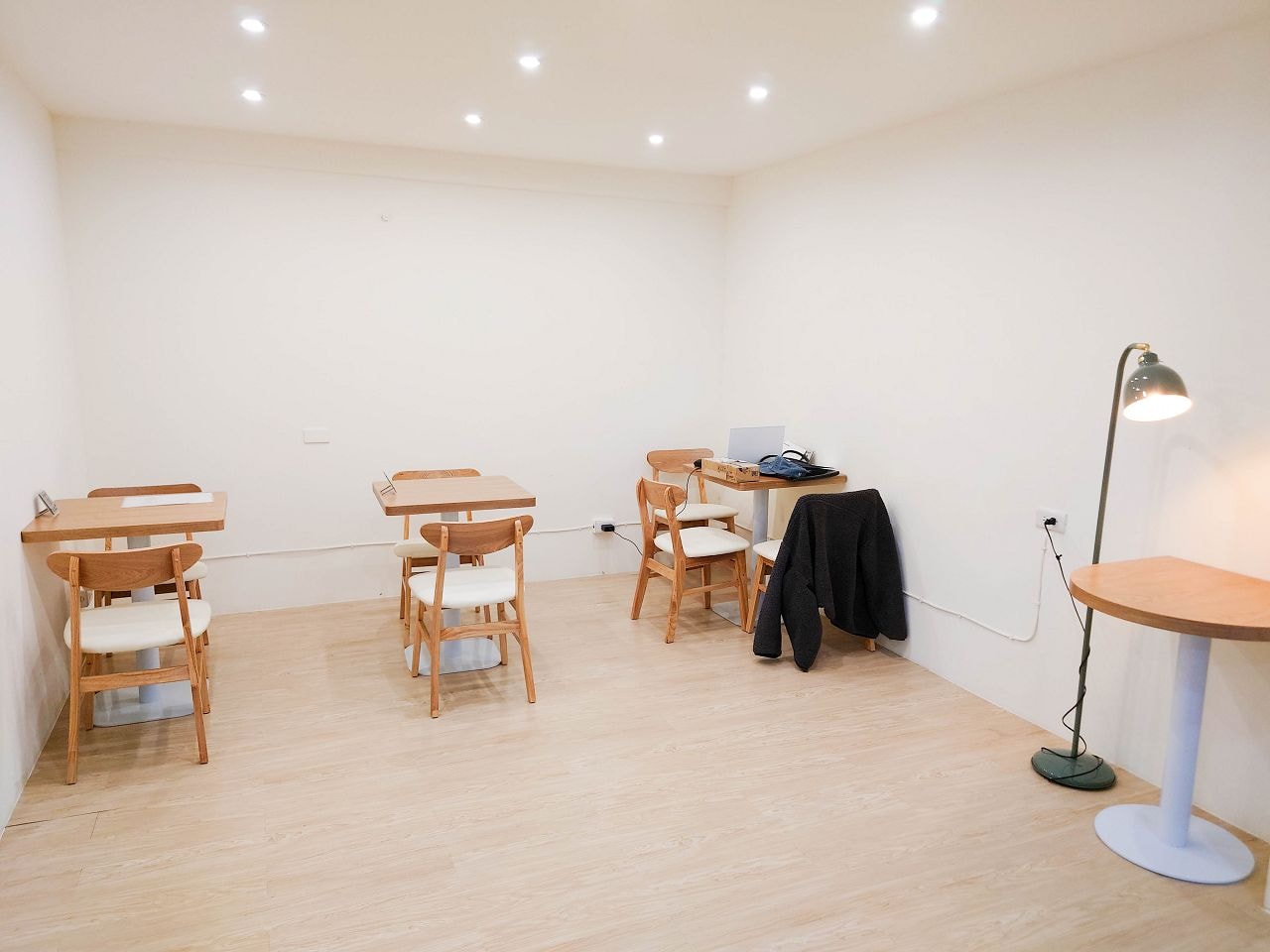 [食記][台北市] 松松咖啡 — 捷運南京三民站附近新開寵物友善咖啡廳，抹茶控們新去處。