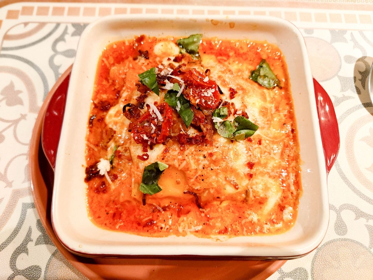[食記][台北市] The Lasagna Bar 千層吧 民生店 — 民生社區內義式千層麵專賣店