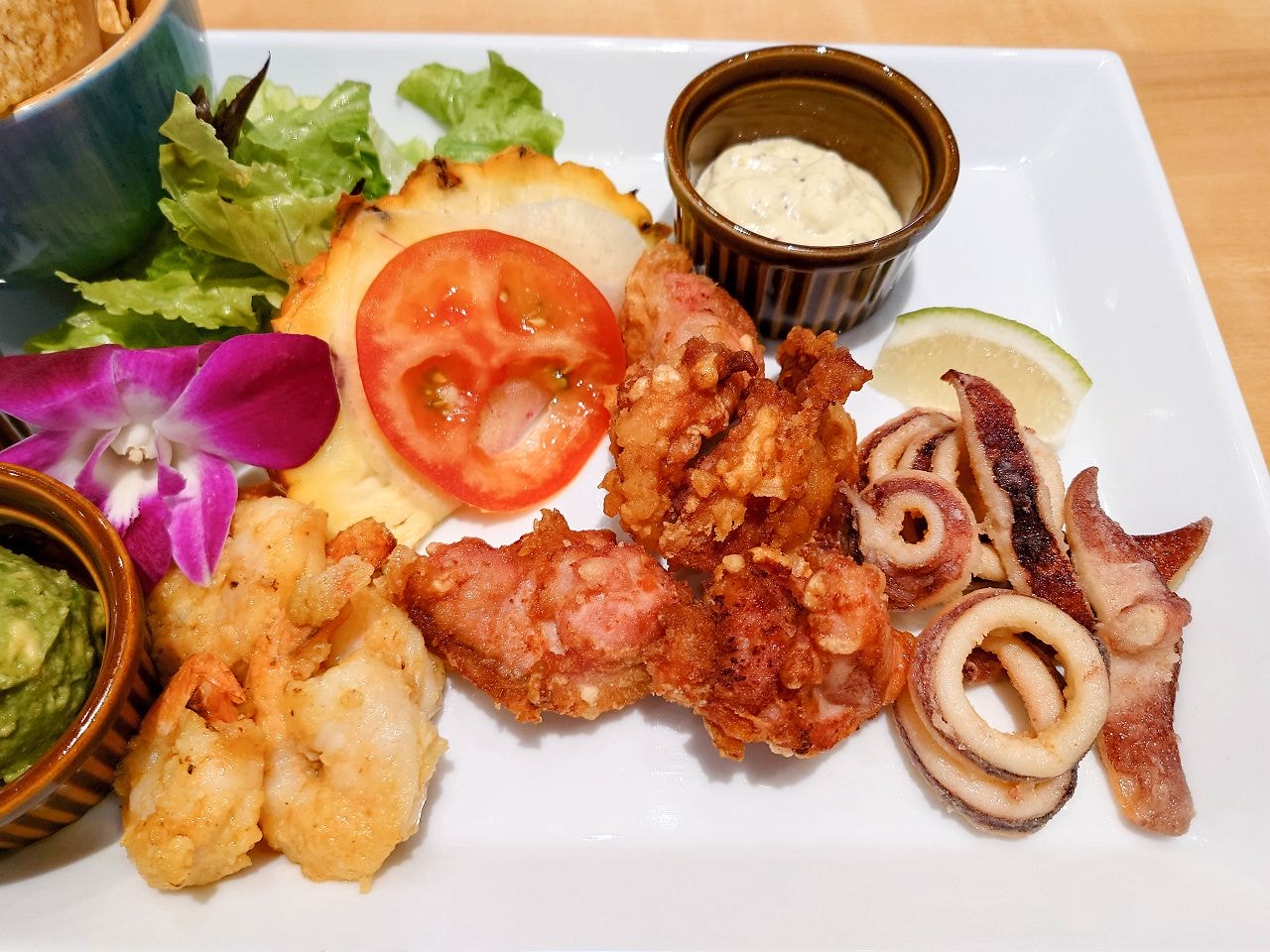 [食記][台北市] La Ohana 夏威夷餐廳&咖啡 LaLaport 南港店 — 夏威夷海島渡假風格美式餐廳
