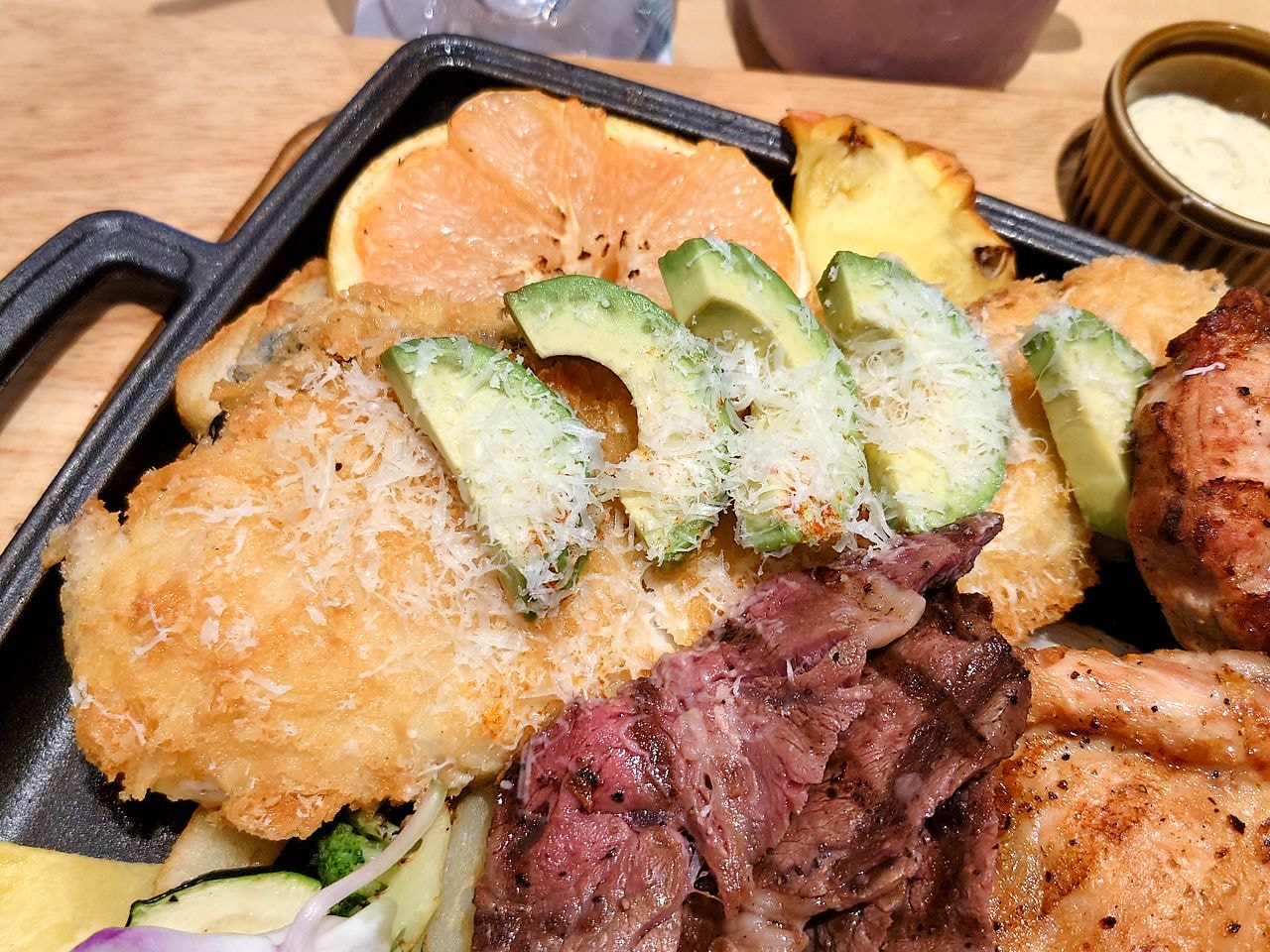 [食記][台北市] La Ohana 夏威夷餐廳&咖啡 LaLaport 南港店 — 夏威夷海島渡假風格美式餐廳