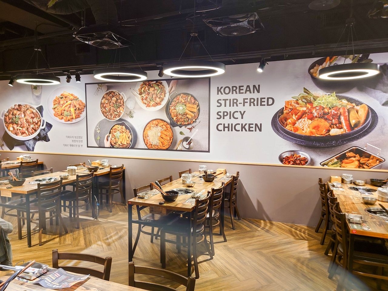 [食記][台北市] 甩鍋雞볶찜韓式炒雞吃到飽 西門店 — 現點現炒香辣夠味又香氣十足的韓式炒雞