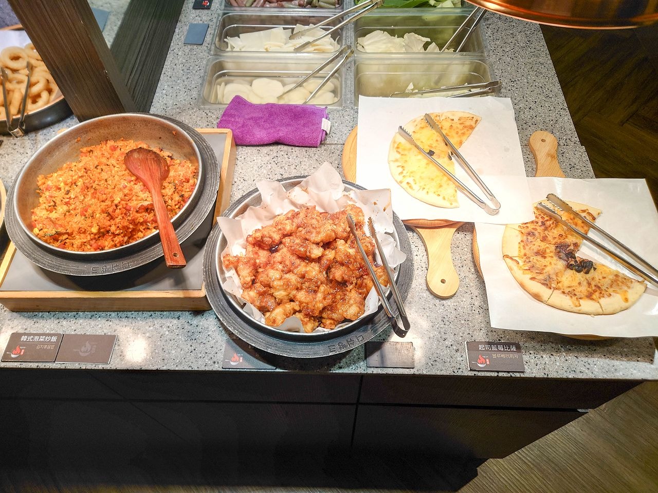 [食記][台北市] 甩鍋雞볶찜韓式炒雞吃到飽 西門店 — 現點現炒香辣夠味又香氣十足的韓式炒雞