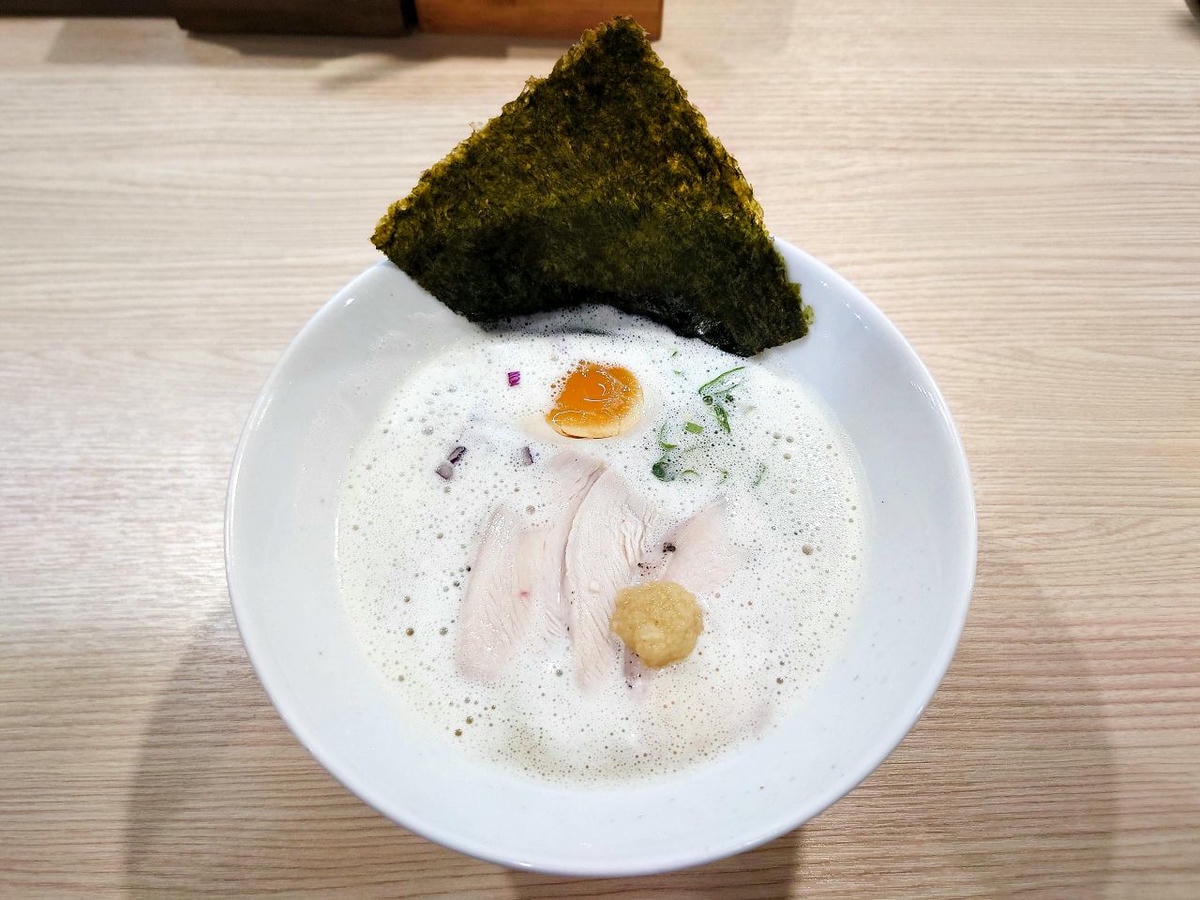 [食記][新北市][板橋區] 捌玥。泡系雞白湯拉麵
