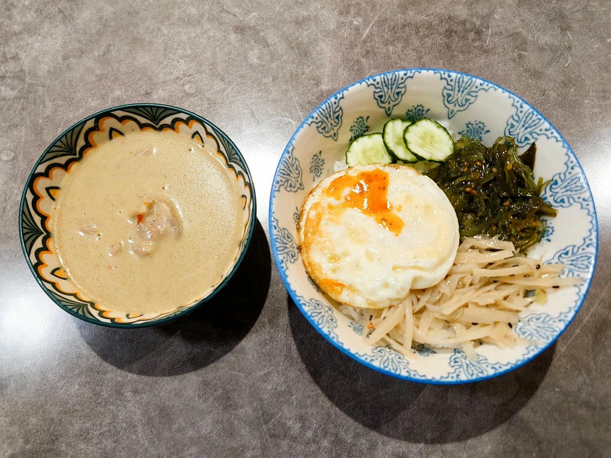 [食記][新北市][板橋區] 泰桔食坊 — 板橋國泰市場巷弄內泰式個人餐專賣小館