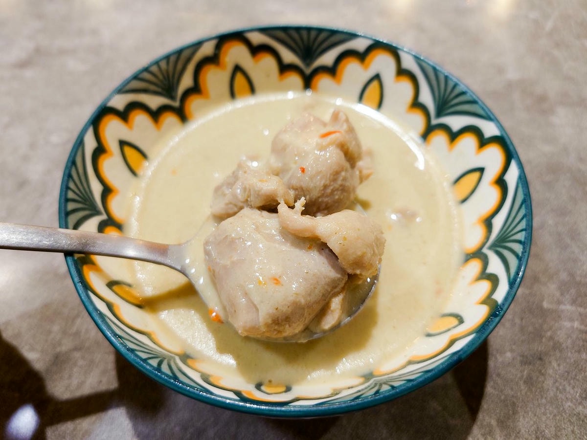 [食記][新北市][板橋區] 泰桔食坊 — 板橋國泰市場巷弄內泰式個人餐專賣小館