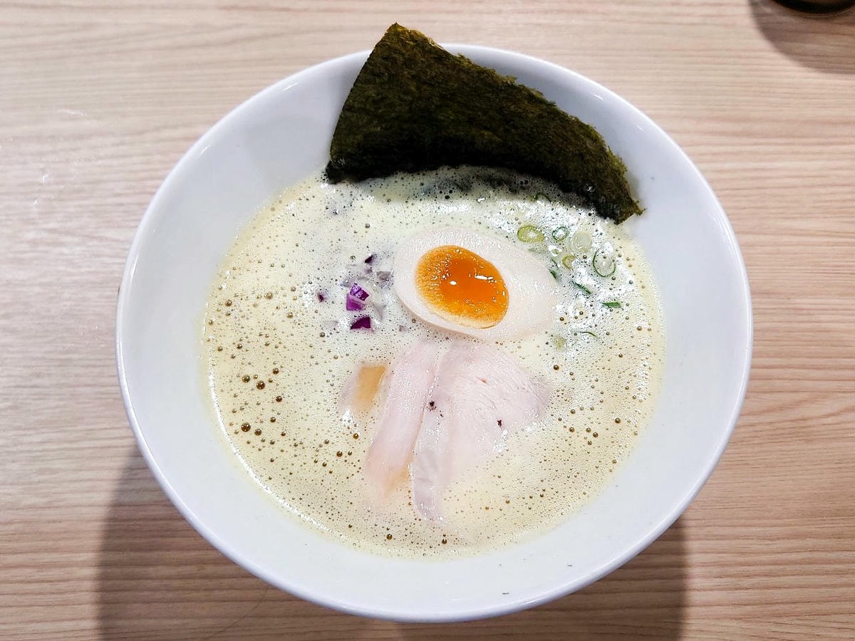 [食記][新北市][板橋區] 捌玥。泡系雞白湯拉麵