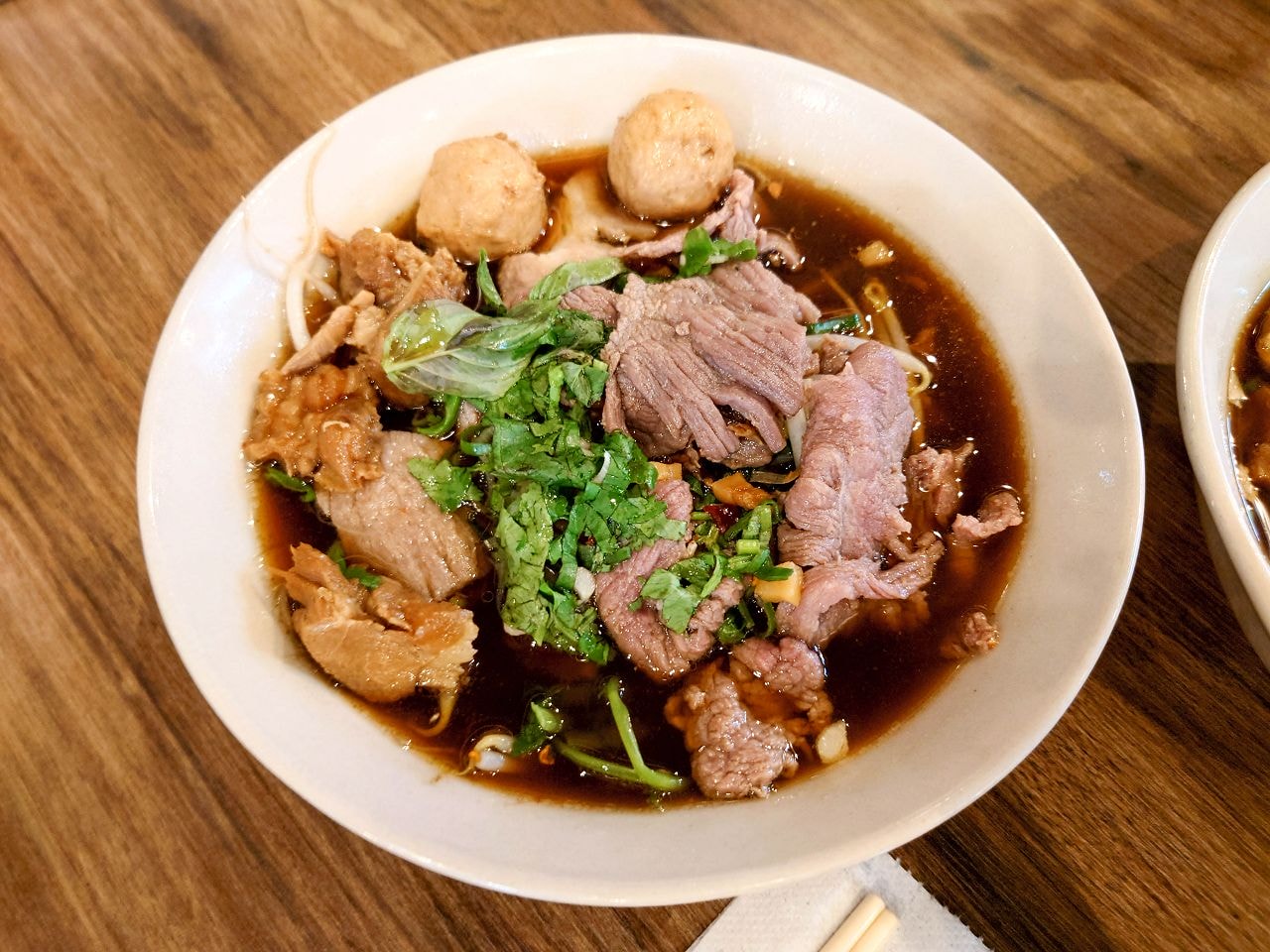 [食記][高雄市] 大城老船麵 大立旗艦店