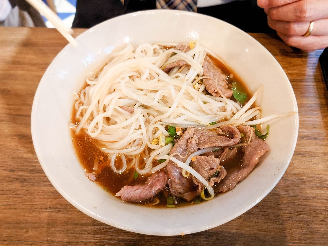 [食記][高雄市] 大城老船麵 大立旗艦店