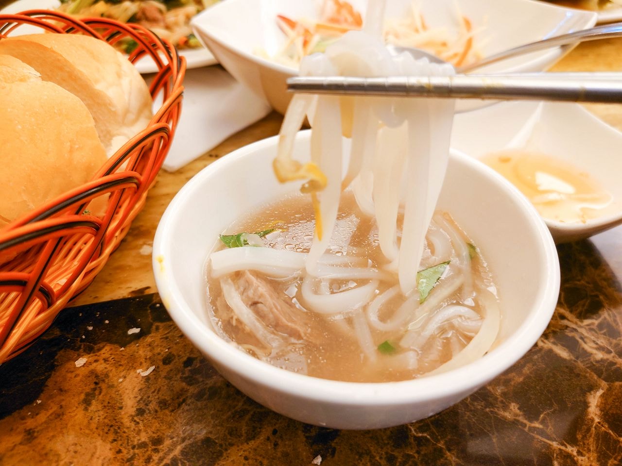 [食記][高雄市] 麗發河粉 越南美食