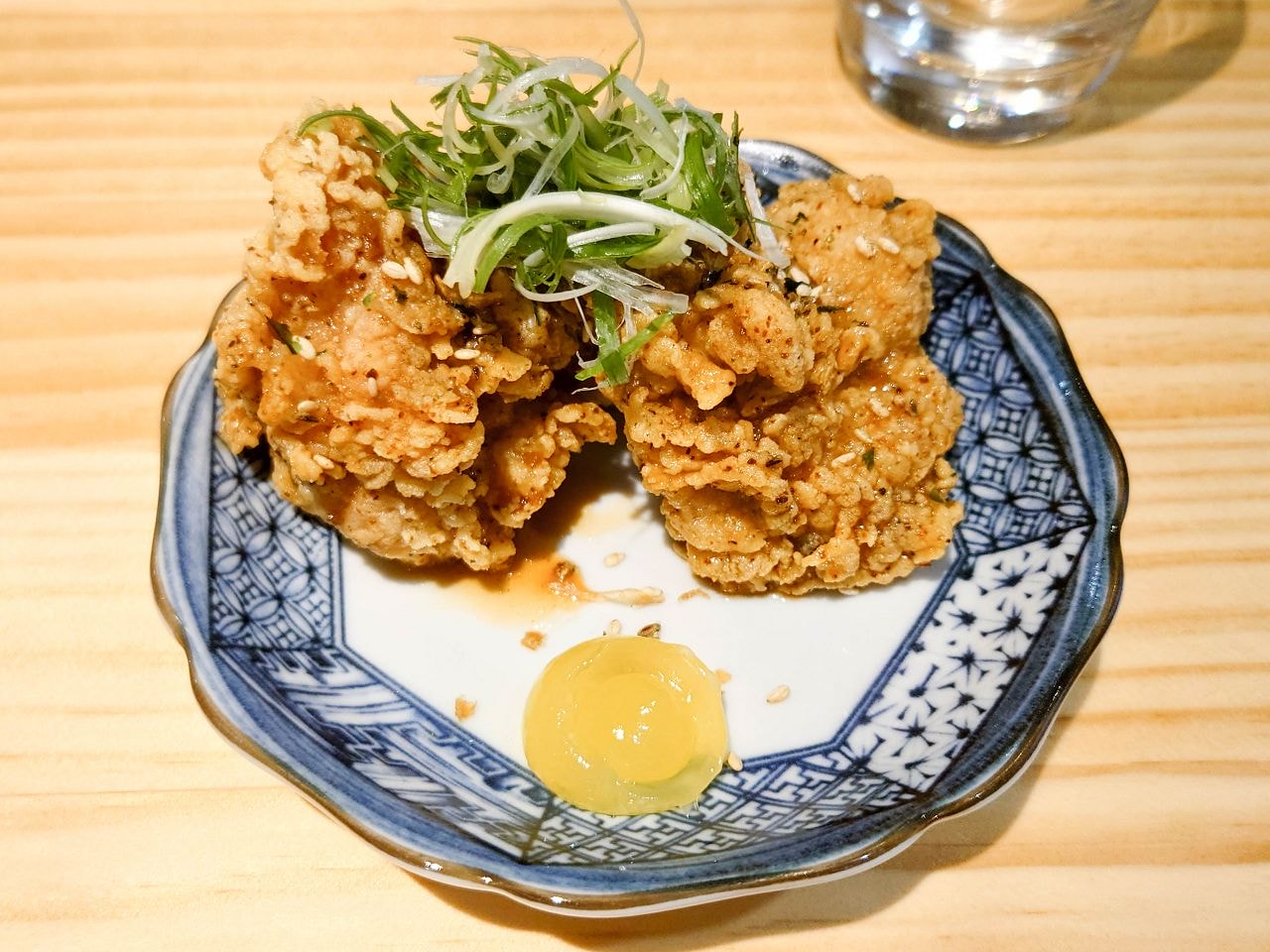 [食記][台北市] 恉霜 拉麵專賣 — 西餐技法融入日式拉麵，香濃的老火牛白湯拉麵。