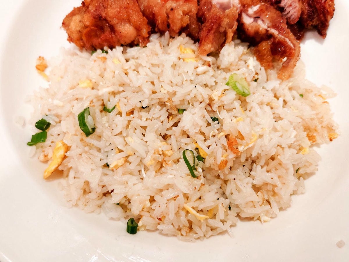 [食記][台北市] 上味泰 泰式餐盒專賣店 (即將搬遷，暫停營業) — 台北小巨蛋附近泰式簡餐、便當