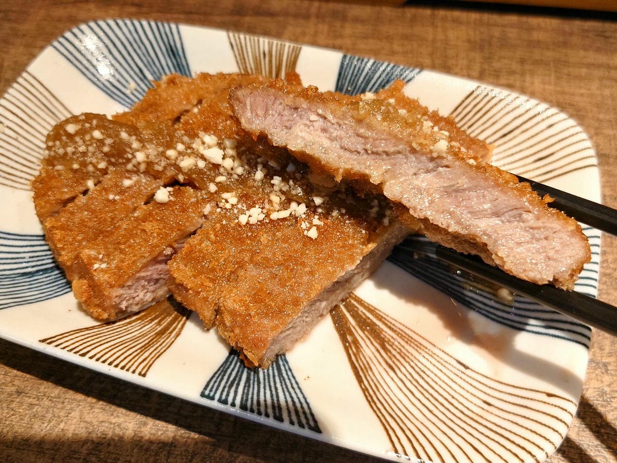 [食記][台北市] 温咖哩 Wen Curry — 自家製熟成香料咖哩，肉類和配料豐富份量大具創意的咖哩料理。