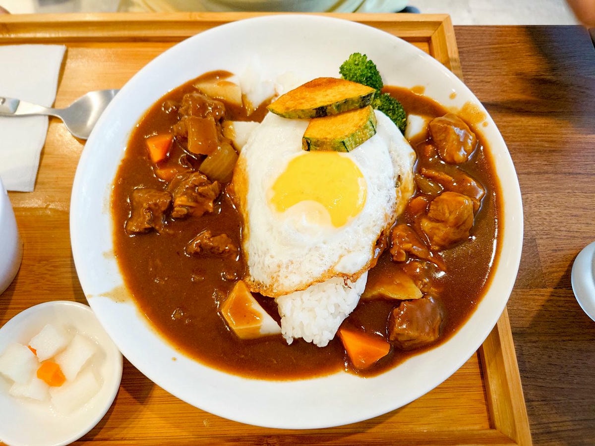 [食記][台北市] Hey Curry 咖哩 — 台北小巨蛋附近巷弄內家常式咖哩小店