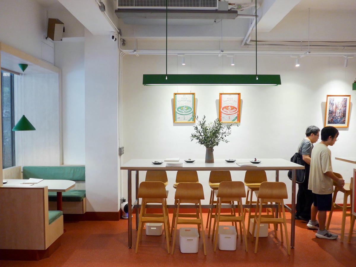 [食記][台中市] Amore Pizzeria Napoletana — 台中義式窯烤披薩推薦，遵循義大利傳統純手工製作的正統南義式披薩。