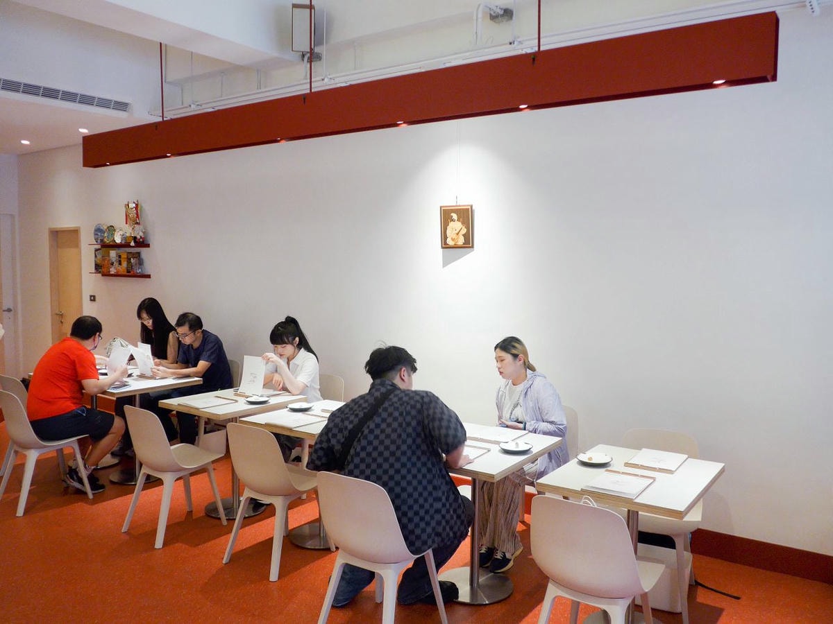 [食記][台中市] Amore Pizzeria Napoletana — 台中義式窯烤披薩推薦，遵循義大利傳統純手工製作的正統南義式披薩。