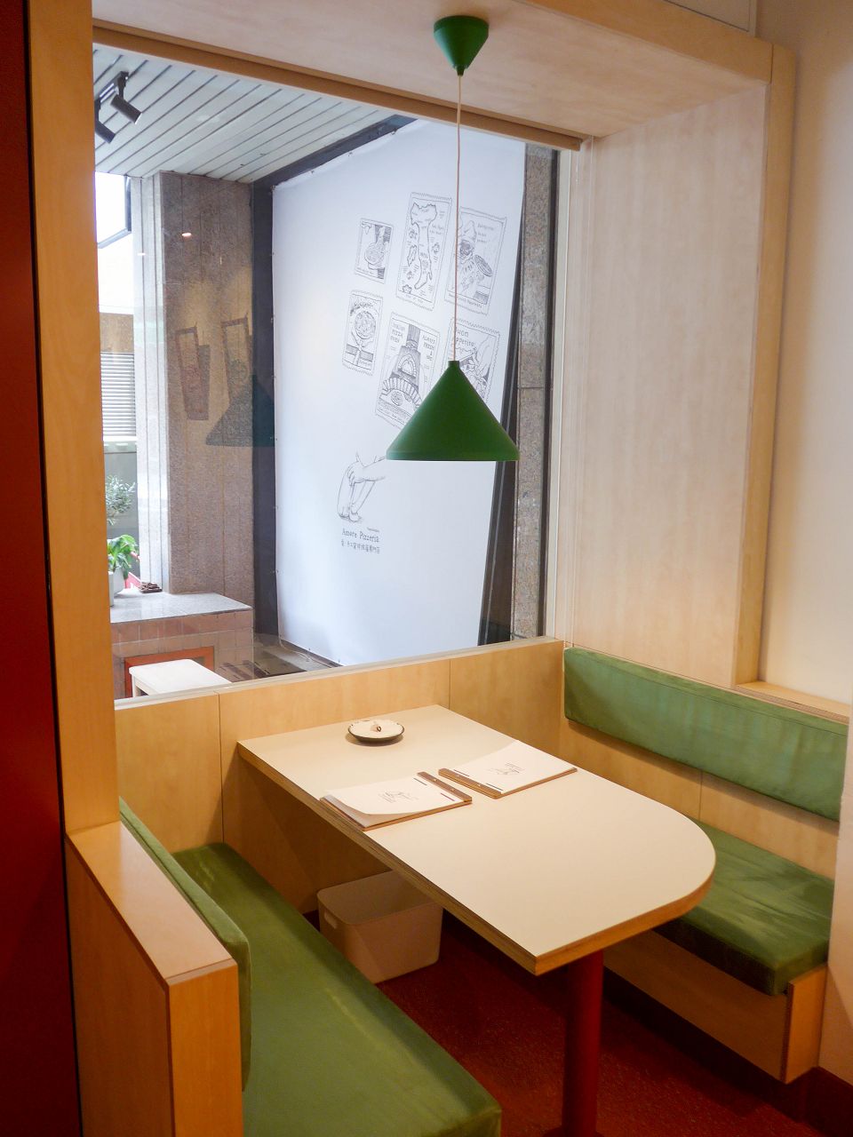 [食記][台中市] Amore Pizzeria Napoletana — 台中義式窯烤披薩推薦，遵循義大利傳統純手工製作的正統南義式披薩。