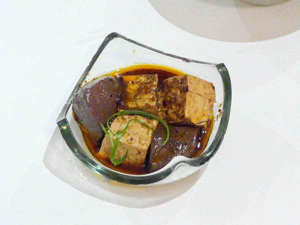 [食記][高雄市] 眷仨舖 手工澆頭麵 — 老屋改造復古文青風格眷村味麵食館